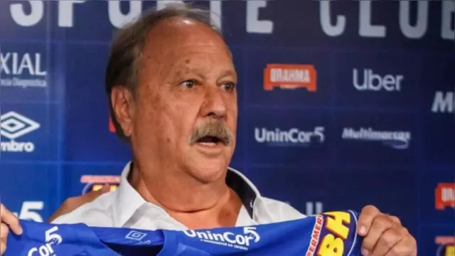 Imagem ilustrativa da notícia Ex-presidente do Cruzeiro é ameaçado por torcedores: 'Vira homem, some da cidade'