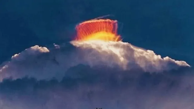 Imagem ilustrativa da notícia  'Nuvem arco-íris' surge no céu e impressiona a web. Veja!