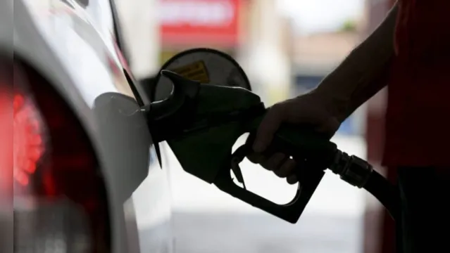 Imagem ilustrativa da notícia Procon Pará, Imetro e ANP fiscalizam posto de combustível na capital 