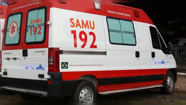 Imagem ilustrativa da notícia Casal é morto a tiros dentro de ambulância do Samu 