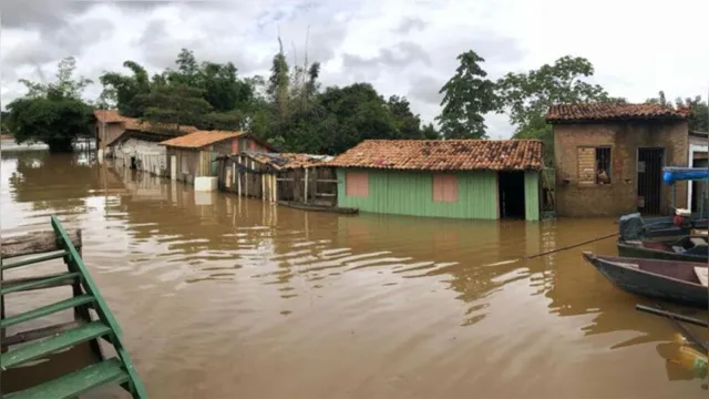 Imagem ilustrativa da notícia Cheia dos rios desabriga famílias em Marabá