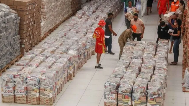 Imagem ilustrativa da notícia Governo entrega cestas básicas para famílias atingidas por enxurrada em Ipixuna do Pará