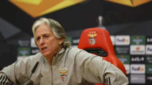 Imagem ilustrativa da notícia Vai voltar? Técnico Jorge Jesus vai sair do Benfica