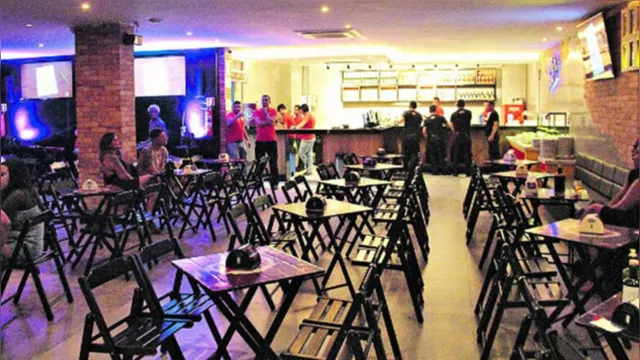 Imagem ilustrativa da notícia Governo do Estado reduz ICMS para bares e restaurantes e tenta zerar imposto
