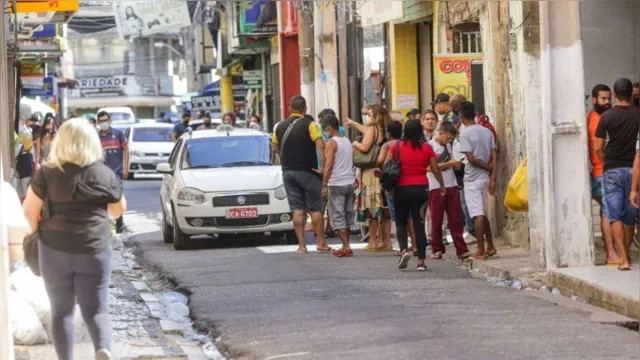 Imagem ilustrativa da notícia Comércio de rua deverá funcionar no horário de 10h às 17h