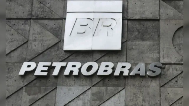 Imagem ilustrativa da notícia Petrobras perdeu R$ 100 bilhões em valor de mercado desde sexta-feira