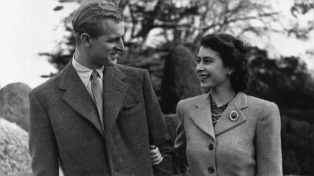 Imagem ilustrativa da notícia Como eram o príncipe Philip e Rainha Elizabeth na juventude?