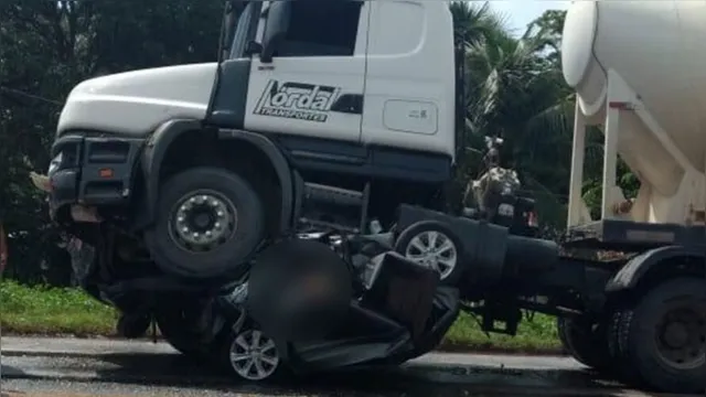 Imagem ilustrativa da notícia Vídeos mostram acidente que matou família no Pará