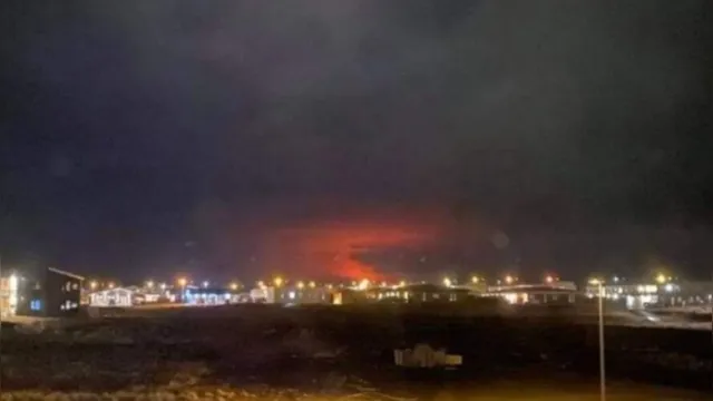 Imagem ilustrativa da notícia Vídeo: imagens incríveis de rio de fogo saindo de vulcão