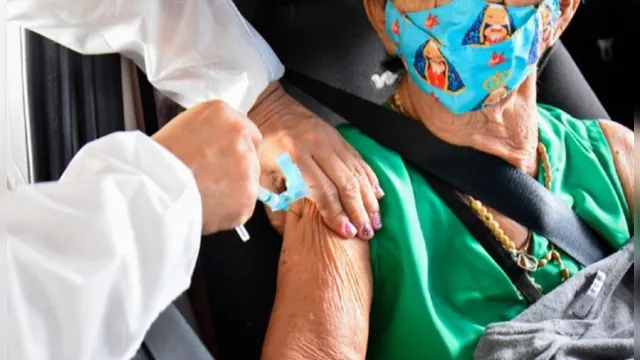 Imagem ilustrativa da notícia Pará: profissionais da rede privada de saúde recebem vacina