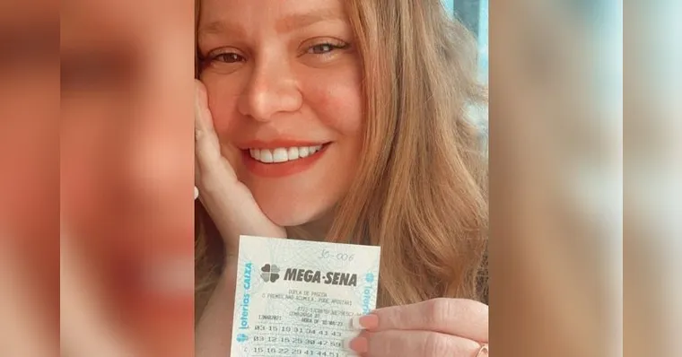 Imagem ilustrativa da notícia Ex-BBB Paulinha Leite conta que ganhou na loteria pela 47ª vez