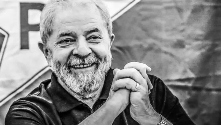 Imagem ilustrativa da notícia STF anula sentenças contra Lula e petista está elegível