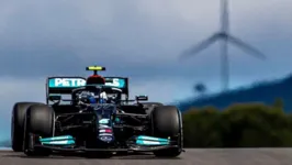 Finlandês da Mercedes larga na pole amanhã no Algarve
