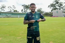 Leandro Carvalho assinou com o Coelho até o fim deste ano, mas não teve muitas chances e está quase saindo do Coelho.
