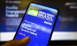 O dinheiro havia sido depositado nas contas poupança digitais da Caixa Econômica Federal em 22 de abril.