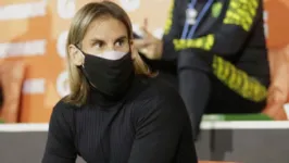 Sebastián Beccacece demonstra preocupração com vários casos de covid dentro do Ginasia.