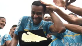 Jogador se despede do clube com maior número de gols de um atleta estrangeiro pelo Santos