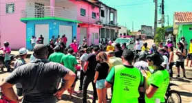A vítima ainda tentou fugir, mas foi alcançada pelo assassino.