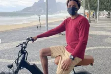 Em depoimento, ainda segundo a Folha, o instrutor de surfe disse que comprou a bicicleta em um site de classificados on-line, mas não possuía nota fiscal.