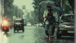 Ao menos seis pessoas morreram no fim de semana quando Tauktae, a maior tempestade que afetará a região oeste da Índia em 30 anos