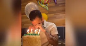 Imagem ilustrativa da notícia Vídeo: Dani Alves se emociona e chora em seu aniversário