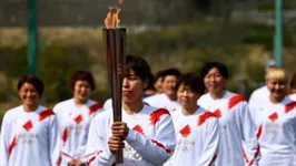 Revezamento da tocha está sendo desviado ou cancelado em algumas cidade do Japão.