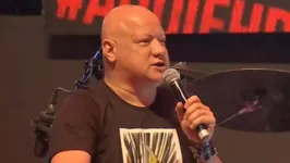 Ronaldo Giovanelli tem seu apartamento leiloado.