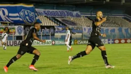 Gabriel Barbosa em seu terceiro gol pelo Papão.