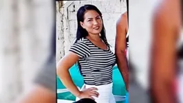 Auriane Coelho Teixeira, de 26 anos, foi morta a facadas dentro de sua própria residência.