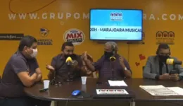José Maria Trindade (Zeca Diabo) e Paulo Romano discutem ao vivo em rádio.