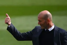 Zidane está de saída do Real Madrid (Foto: GABRIEL BOUYS / AFP