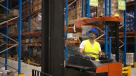 Durante horário comercial, empilhadeiras ficarão proibidas de circularem.
