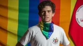O corpo do ativista LGBT Lindolfo Kosmaski  foi encontrado carbonizado