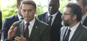 O agora ex-ministro Ernesto Araújo se diz angustiado e inconformado com as mudanças de rumo tomadas por Jair Bolsonaro 
