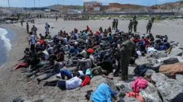 Entre os seis mil refugiados, crianças e até bebês.