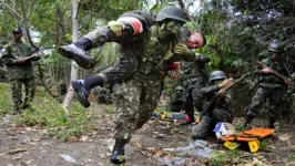Imagem ilustrativa da notícia Exército abre 170 vagas em concurso para oficial e capelão 