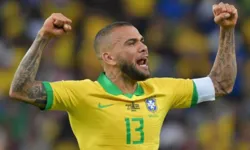 Jogador voltou a ser convocado, aos 38 anos, levantando questões sobre quem mais poderia ficar no setor.