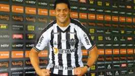 Hulk durante a apresentação dele após ser contratado para o time mmineiro