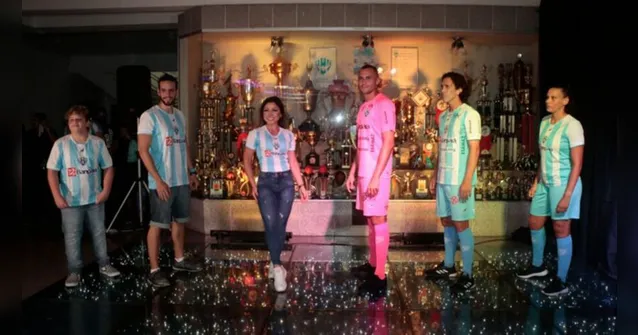 Imagem ilustrativa da notícia Paysandu vai lançar nova camisa com preços populares