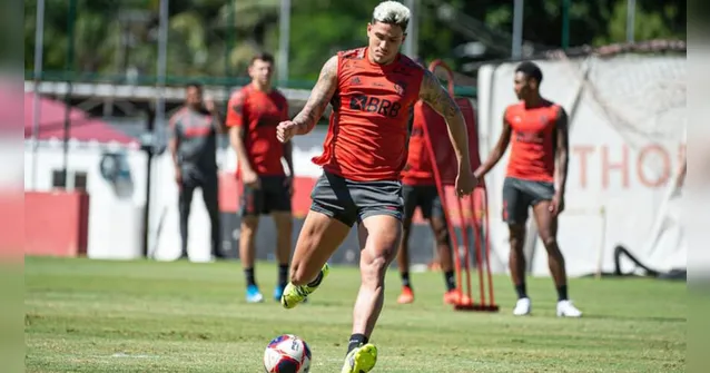 Imagem ilustrativa da notícia Flamengo sua nos treinos em busca da Taça Guanabara
