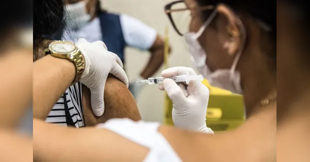 Imagem ilustrativa da notícia Saiba porque tomar as duas doses da vacina contra a Covid