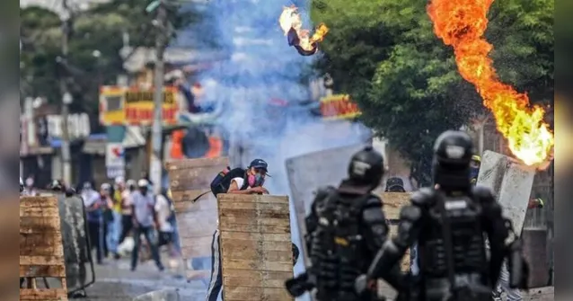 Imagem ilustrativa da notícia Protestos deixam 19 mortos e 800 feridos na Colômbia