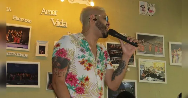 Imagem ilustrativa da notícia Mistura de ritmos agita live do Escondidinho