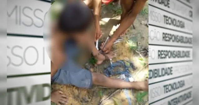 Imagem ilustrativa da notícia Criança foi acorrentada pela mãe no Pará; veja o vídeo