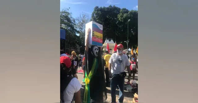 Imagem ilustrativa da notícia Manifestação contra Bolsonaro chega em São Brás