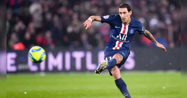 Imagem ilustrativa da notícia Craque argentino vira garçom no PSG. Veja o vídeo!
