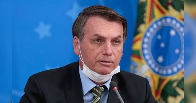 Imagem ilustrativa da notícia Bolsonaro é multado por não usar máscara em motociata 