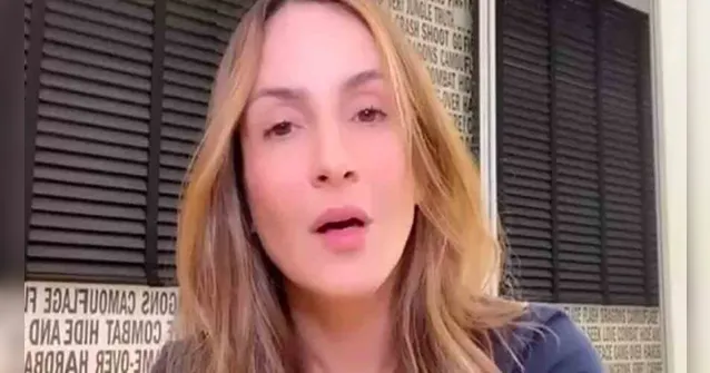 Imagem ilustrativa da notícia Claudia Leitte pede perdão por discurso isentão e "gratiluz"