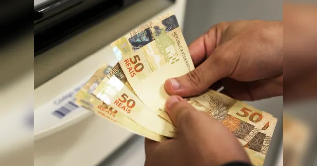 Imagem ilustrativa da notícia Programa beneficia mais de 13 mil motoristas e mototaxistas 
