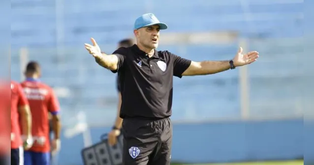 Imagem ilustrativa da notícia Itamar Schulle é demitido do Paysandu após goleada